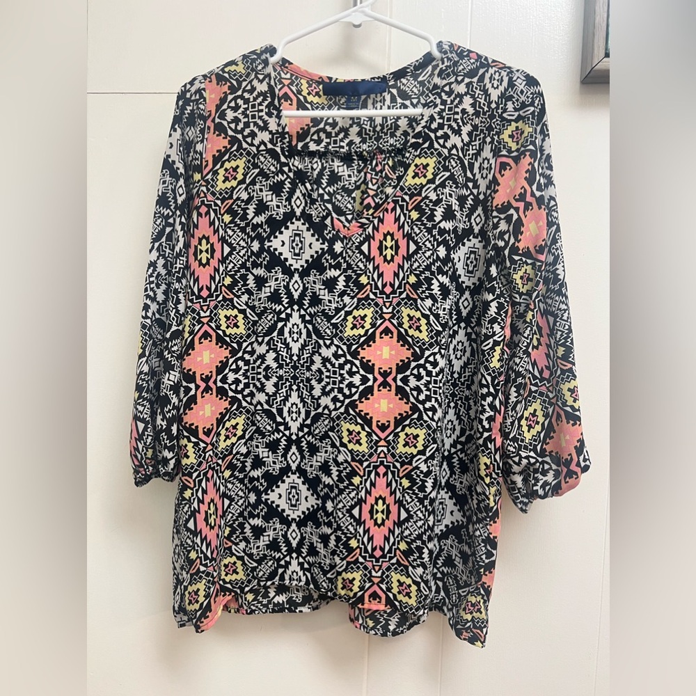Aztec Printed Blouse w 3/4 Length Sleeve (black & white w pink and yellow)